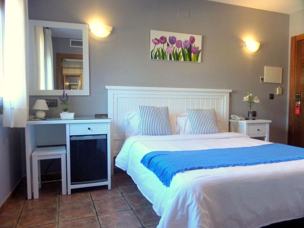Hotel Medina De Toledo Luaran gambar
