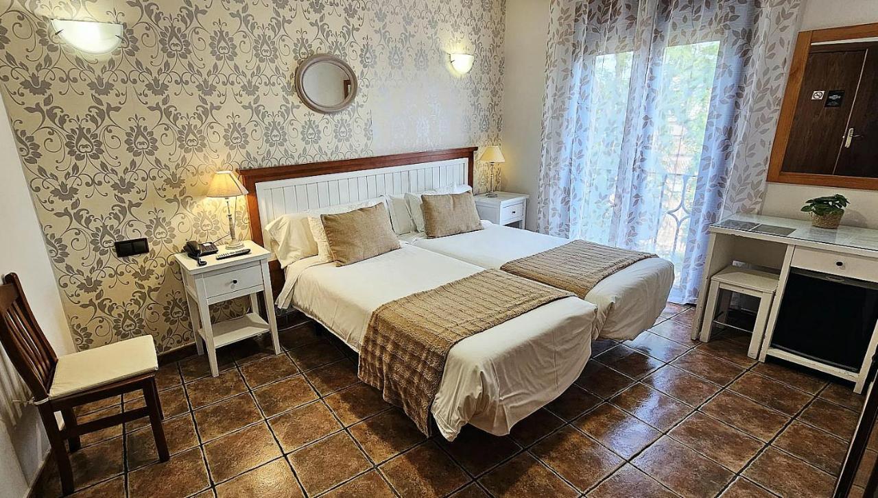 Hotel Medina De Toledo Luaran gambar