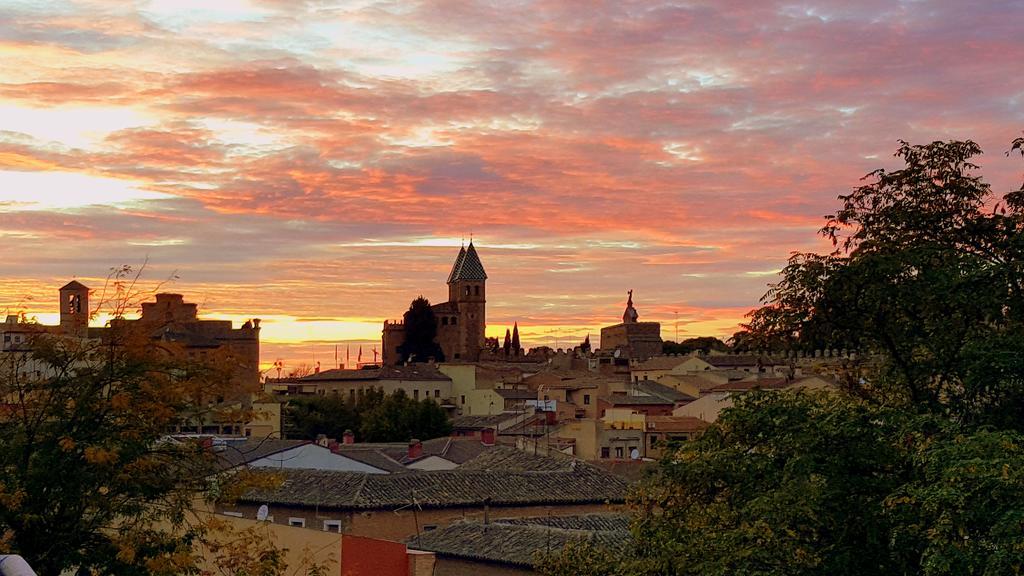 Hotel Medina De Toledo Luaran gambar